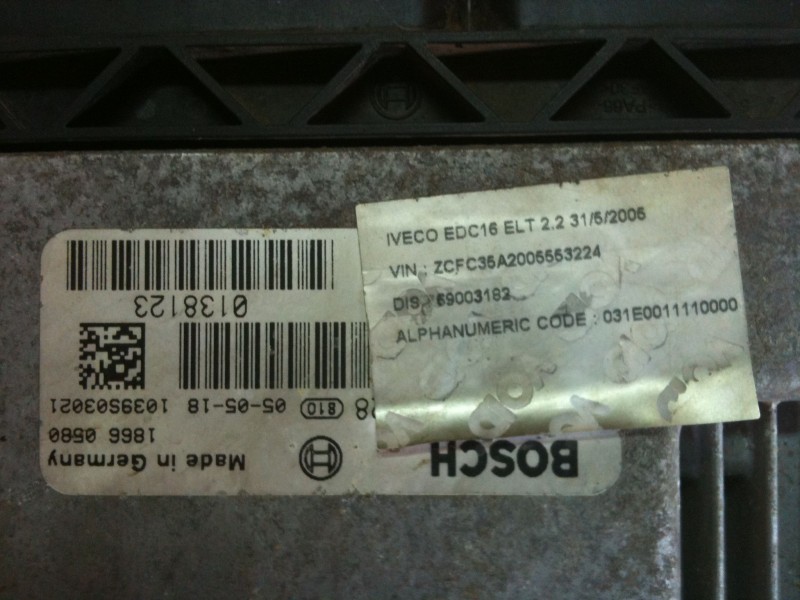 Calculateur Iveco 35C14.jpg
